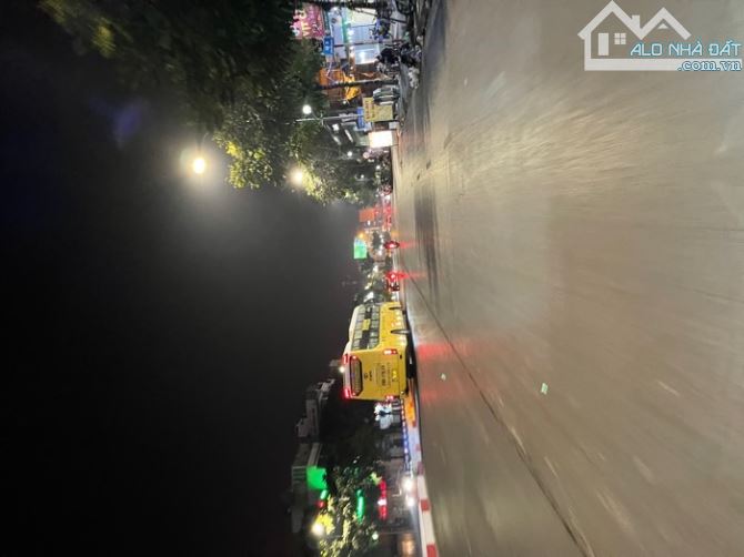 MẶT PHỐ TRẦN KHÁT CHÂN,HAI BÀ TRƯNG 29tỷ 85m MẶT TIỀN 5m,VỈA HÈ KINH DOANH,KHU VỰC HIẾM - 1