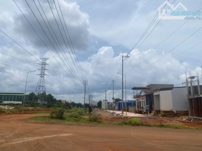 Bán đất mặt tiền đường vào Tổ Dân Phố 12  Tân An - 97 Nguyễn Văn Linh - 1