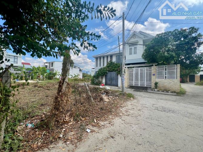 💥 Bán Lô góc đẹp tại Vĩnh Thạnh, Nha Trang, ngang rộng 7,5m giá chỉ hơn 2 tỷ xíu ạ . - 1