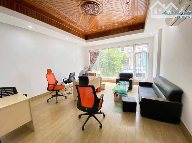 Cho thuê nhà liền kề Văn Khê Hà Đông, 82.5m, 4T mt 5m kinh doanh - 1