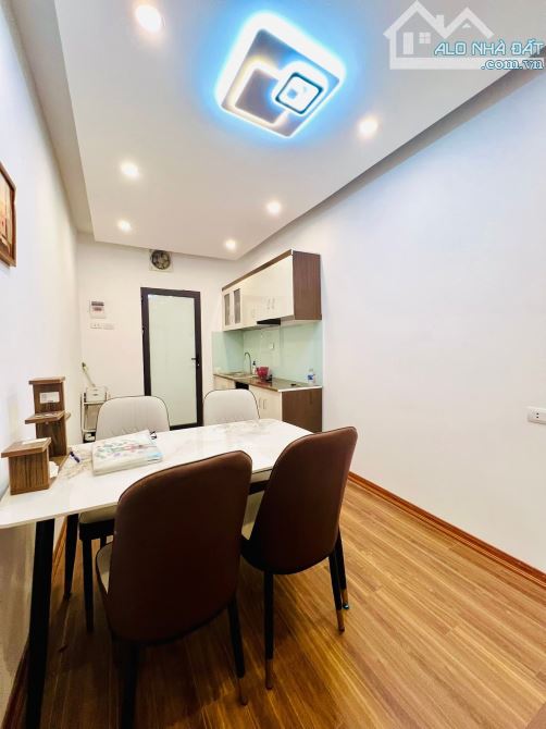nhỉnh hơn tỷ có ngày nhà đẹp full nội thất 2 mặt thoáng 2 phòng ngủ về ở luôn - 1