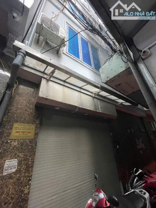 Cho thuê nhà nguyên căn ngõ 322 Nhân Mỹ, Mỹ Đình 1, Nan Từ Liêm. DT 28m x 5 tầng, giá 13tr - 1