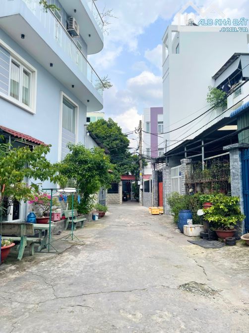 Bán nhà Sơn Kỳ 4 tầng mới, HXT quay đầu, 90m2, Lô góc KLG, Chỉ 6tỷ9 TL - 1