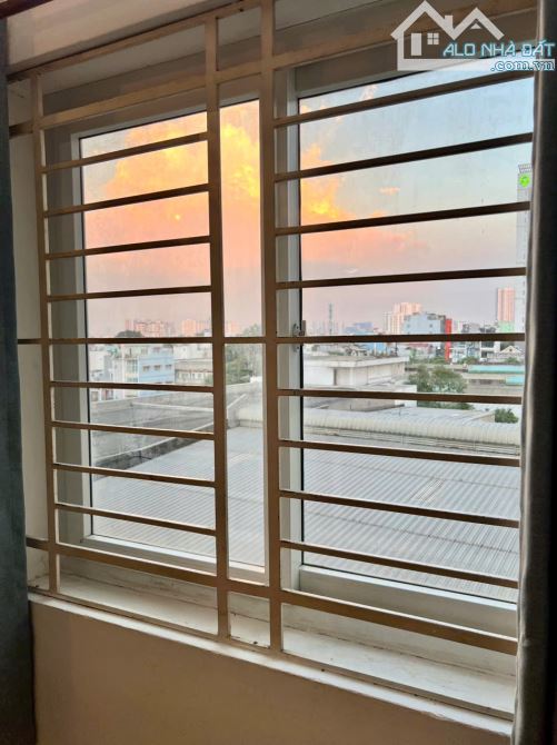 Cho thuê căn hộ 2PN, 2WC, 80m2 chỉ 13 triệu tại Orient Apartment, Bến Vân Đồn, Q4 - 12