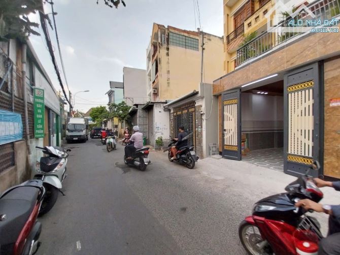 BÁN NHÀ 3 TẦNG MỚI XÂY, TÂN CHÁNH HIỆP , QUẬN 12, DT 83M² ( 4× 22), FULL NỘI THẤT CAO CẤP - 12