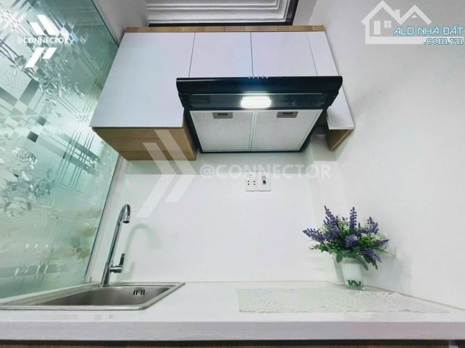 SIÊU PHẨM CĂN HỘ DỊCH VỤ NGÕ 45 TRẦN THÁI TÔNG, LÔ GÓC, MẶT TIỀN KHỦNG, MẶT NGÕ THÔNG, 5M - 13