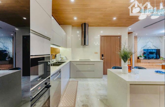 Penthouse  VHCP căn góc 3PN + 3wc - 166m2 Tầng 42 view thoáng, full nội thất, 25 tỷ - 14