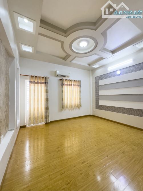 BÁN NHÀ 2 LẦU - ĐƯỜNG SỐ 4, KDC HỒNG PHÁT - 16