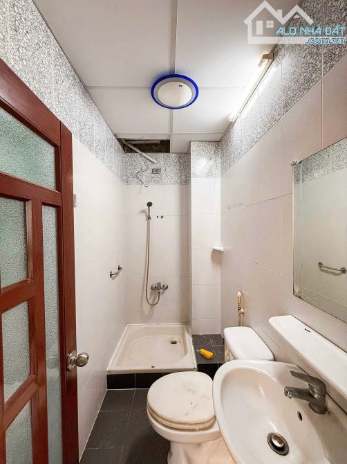 Nhà Nguyễn Kiệm _ P3, Phú Nhuận. DT 70m2. 4 tầng. 4m x 15m nở hậu. Giá 8.85 tỷ. - 17