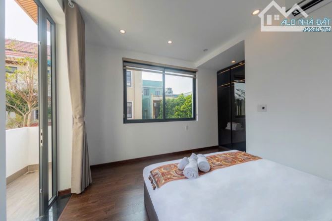 BÁN CĂN BIỆT THỰ GÓC 2 MẶT TIỀN ĐƯỜNG NGUYỄN SƠN, HẢI CHÂU - GIÁ 18,5 TỶ TL. GỌI HƯƠNG - 17