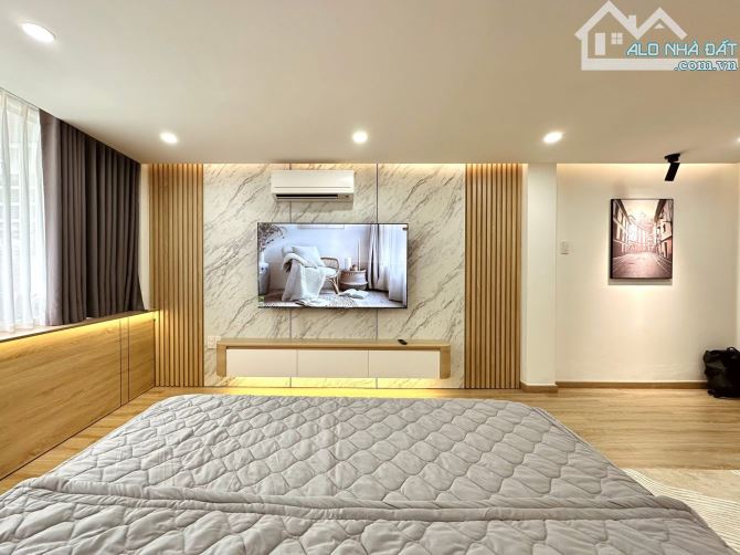LUXURY PHAN XÍCH LONG, P7, PHÚ NHUẬN.  SIÊU ĐẸP KTS THIẾT KẾ FULL NỘI THẤT - 5 TẦNG - HẺM - 17