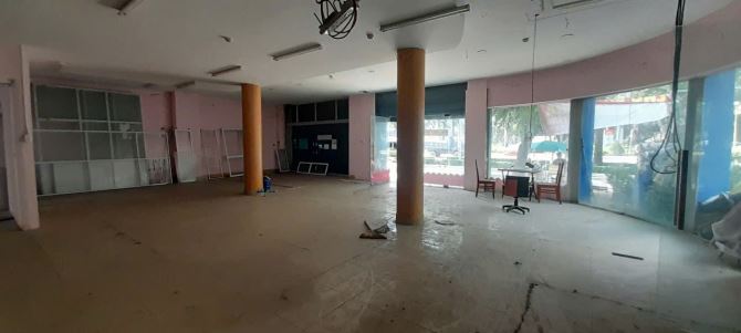 Cho thuê nguyên căn nhà mặt tiền đường Nguyễn Ái Quốc 1 trệt 4 lầu - 18