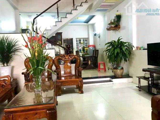 BÁN GẤP!!! TRỆT LẦU - 70.7M2 ( 4.2 x16.8 ) - HẺM OTO 5M – 3PN (PN DƯỚI ), DĨ AN, CHỈ 3.7 T - 2