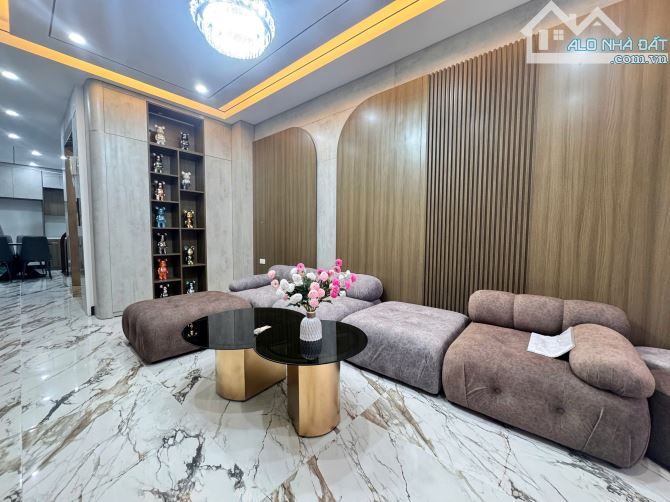 Bán nhà Đàm Quang Trung,Long Biên 5 tầng,45m gần phố nhỉnh 9 tỷ - 2