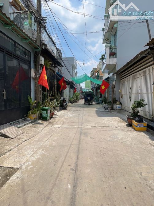 Bán Nhà chợ Liên Khu 5-6, 3TẦNG ĐÚC BTCT, sổ hồng riêng, không qui hoạc 4 tỷ x - 2