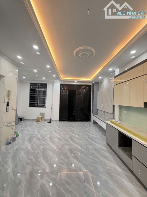 TRUNG TÂM THANH TRÌ, NHÀ ĐẸP, THANG MÁY, Ô TÔ 35M2 6 TẦNG 6,25 TỶ - 2