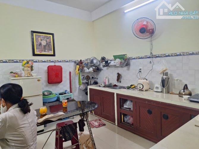 ❌️❌️❌ ️ Mặt tiền Kinh Doanh ÔNG ÍCH KHIÊM - DT 95m2 x4,5 tầng - chỉ 19 tỷx - 2
