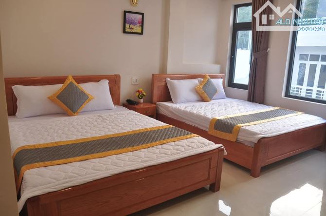 Bán Khách Sạn 06 Tầng Mặt Tiền Đường Nguyễn Hồng Châu Khu Ghềnh Ráng , P. Quy Nhơn Nam . - 2