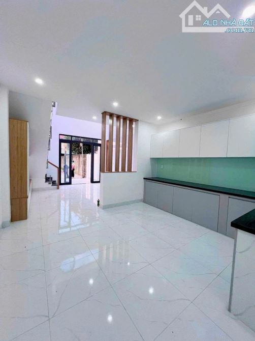 GIẢM 100TR💥💥CHỦ NGỘP CẦN BÁN GẤP CĂN LỬNG 90M2 NGAY PHƯỜNG TÂN TRIỀU - 2