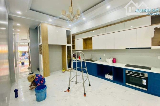 Bán nhà hẻm, Hương Lộ 2, Bình Tân, 54.2 m² (4m x 14m), 5 phòng ngủ - Giá 6.6 tỷ TL - 2