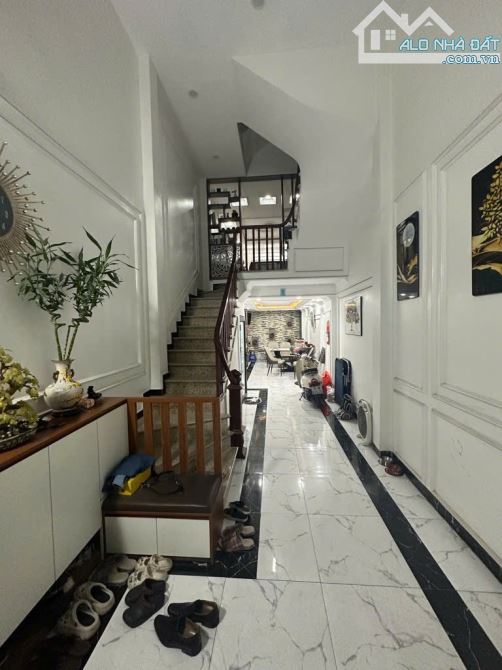 NHÀ ĐẸP HUYỆN ỦY THANH TRÌ 38M2 4 TẦNG Ở LUÔN 4,85 TỶ - 2