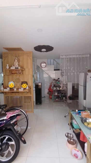 🔥Bán nhà Tân Thuận, Quận 7 - 28m2, 2 tầng hoàn công đủ - nhỉnh 3 tỷ ✅ - 2