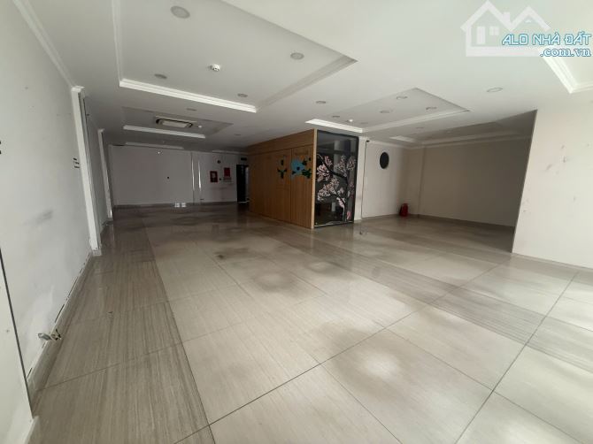Bán tòa nhà đường Lý Thường Kiệt, quận Tân Bình, 6x24m. 1 hầm 6 tầng giá 37 tỷ - 2