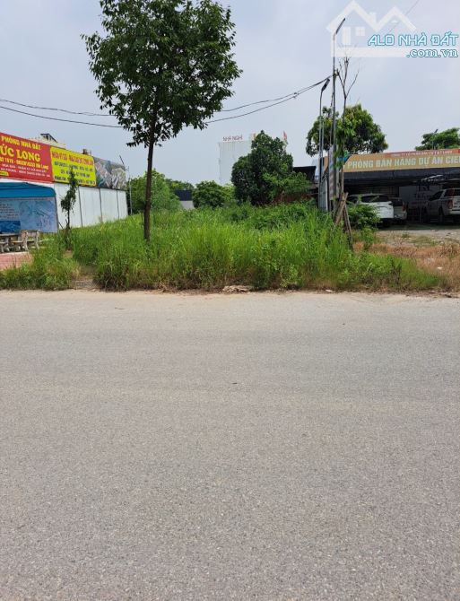 BÁN ĐẤT KINH DOANH - QUANG MINH- MÊ LINH- ĐƯỜNG 40m, 5 CONTAINER TRÁNH- CHỈ QUANH 10 TỶ - 2