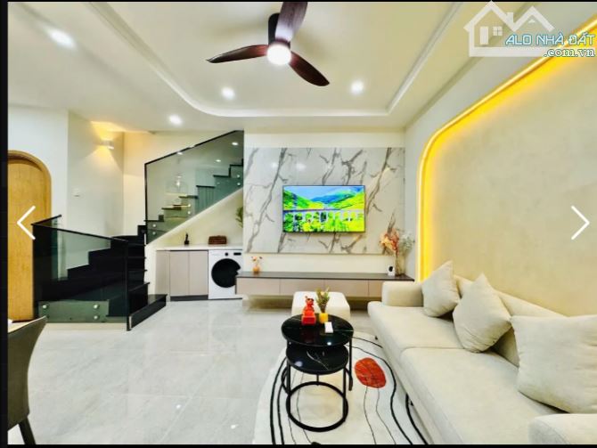 Hiếm Có!  Trung Tâm Phú Nhuận – Ngang 6m -  Nội Thất Tặng Kèm – Sổ Hồng Riêng – Nhỉnh 4 Tỷ - 2