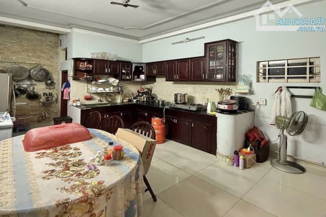 Bán nhà hẻm xe hơi, Phan Văn Trị, Bình Thạnh, 56 m² (4m x 14m) - Giá 10.8 tỷ TL - 2