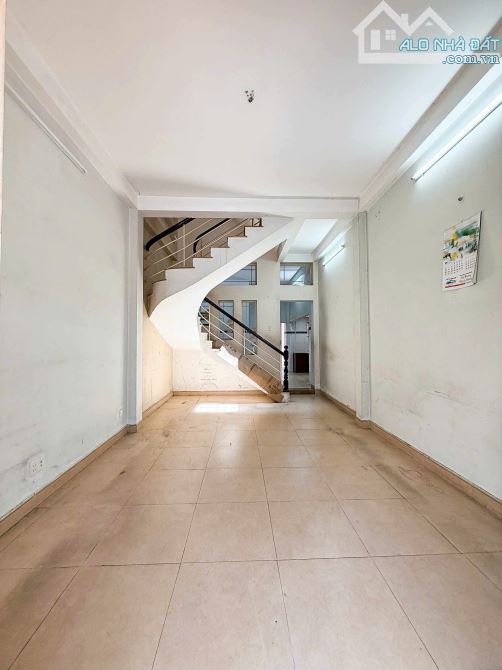 Nhà Nguyễn Kiệm _ P3, Phú Nhuận. DT 70m2. 4 tầng. 4m x 15m nở hậu. Giá 8.85 tỷ. - 2