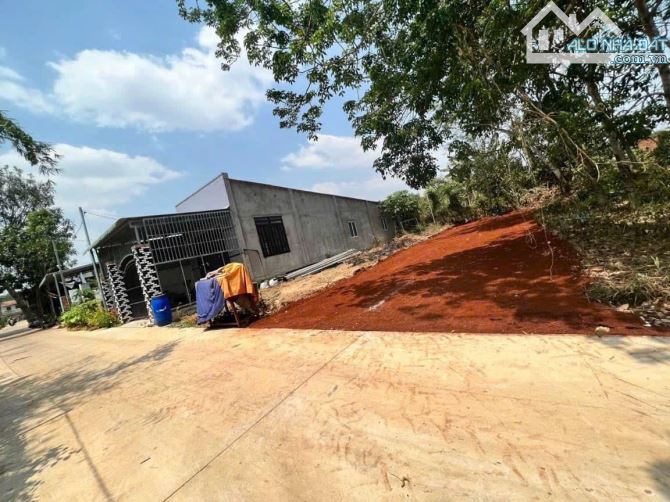 Bán đất thuộc Đá Bạc, Châu Đức với Diện tích: 153m2 hướng Đông Nam,Giá Bán: 1 tỷ 150 triệu - 2