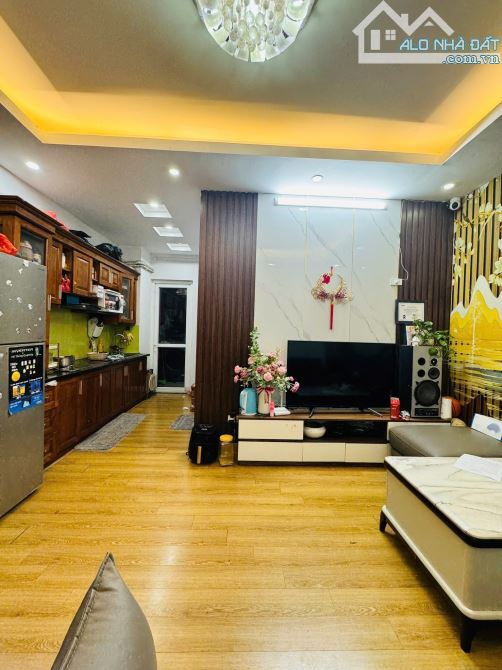 PHẢI THẬT NHANH MỚI KỊP CHCC SIÊU ĐẸP Ở ĐẠI KIM 2 NGỦ FULL NỘI THẤT, SDCC CHỈ 3.6 - 2