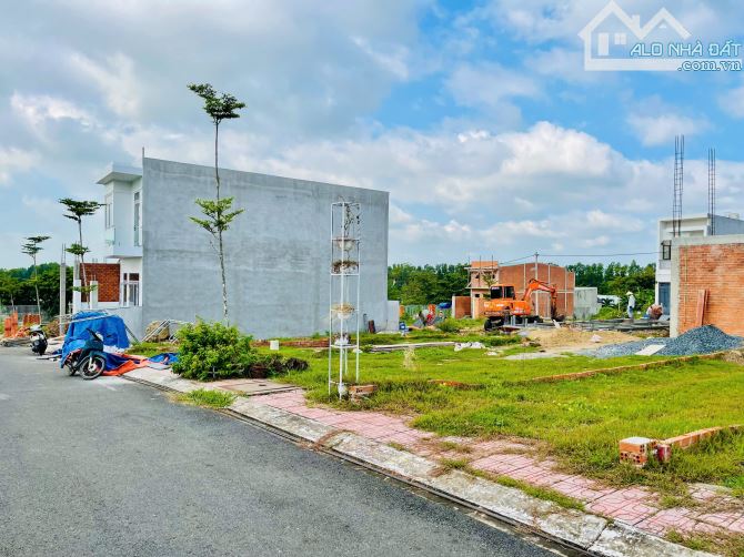 Bán đất TP. BIÊN HÒA, Ngay cổng 11. Giá F0. Sổ riêng, đất ở 100%. Sang tên công chứng ngay - 2