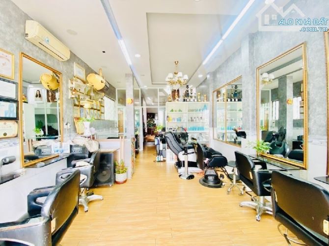 NHÀ NỞ HẬU 2 MẶT TIỀN - VIEW SÔNG CHILL - 4 TẦNG - DT 63M2 -  BÙI HUY BÍCH PHƯỜNG 12 - QUẬ - 2