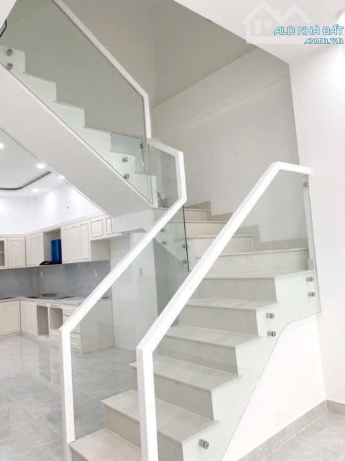 Nhà 4 Tầng – Hẻm Xe Hơi – Có Gara Đậu Ô Tô – Liền Kề Phú Mỹ Hưng Q7 - 11,2 Tỷ TL - 2