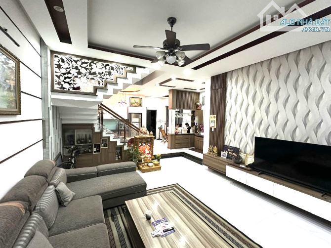 CẦN BÁN NHÀ DIỆN TÍCH 168M2- ĐƯỜNG TRẦN QUANG KHẢI- GẦN BIỂN- QUẬN SƠN TRÀ- 7.X TỶ. - 2