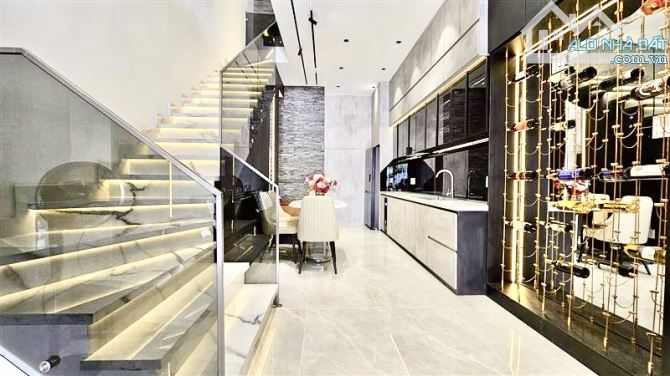 BÁN NHÀ PHỐ GÓC 2 MẶT TIỀN DT: 75m2 Huỳnh Tấn Phát Quận 7 Chỉ 6 Đồng nhĩnh - 2