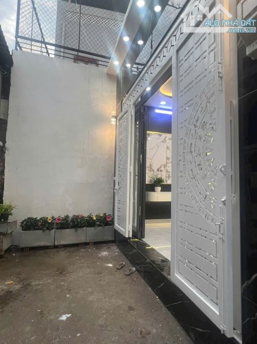 Bán nhà đẹp Huỳnh Tấn Phát, NB, Dt 4 x19m, nội thất cao cấp. Giá 3,99 tỷ - 2