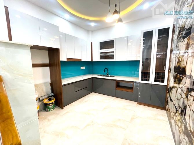 NHÀ ĐẸP 5 TẦNG 💥45M2💥 - HẺM XE HƠI - NGUYỄN VĂN ĐẬU - CHỈ NHỈNH 8 TỶ - 2