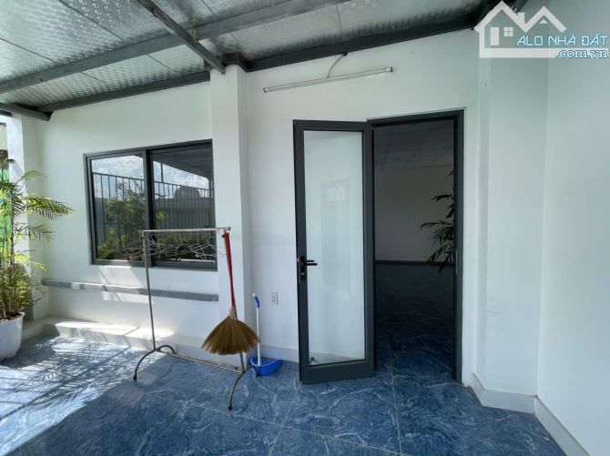 TÒA VĂN PHÒNG NGUYỄN TẤT THÀNH - 4 TẦNG - 258M2 - MT 10M - VIEW VINPEARL LÀNG VÂN - 40 TỶ - 2