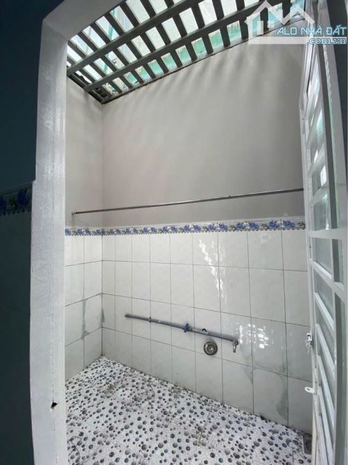 Bán gấp căn nhà cấp 4, SHR, 123,6m2, Tân An Hội, Giá chỉ 830 Triệu. Vị Trí: Trần Thị Dư, X - 2