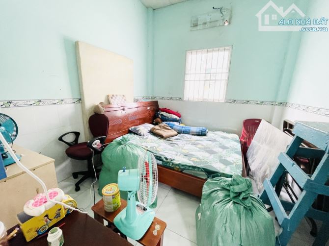 Bán nhà  2 tầng ,ngang 5m.Huỳnh Tấn Phát,Quận 7.Giá 5.7 tỷ. - 2