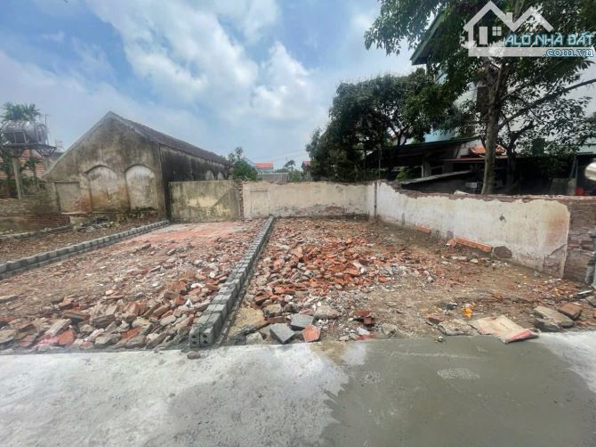 chủ cần tiền gửi bán 50,8m. Mặt tiền 5m nở hậu siêu đẹp. Giáp Vin 2-3., eco , đt 3…. - 2