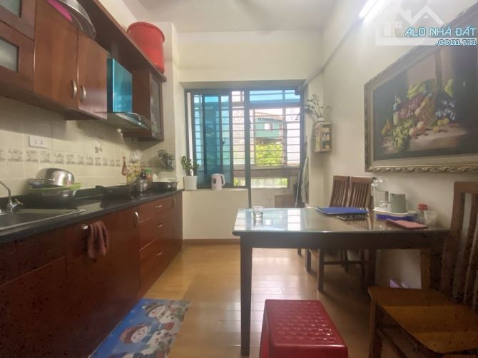 CĂN HỘ B12 XUÂN LA-2 NGỦ-NỘI THẤT ĐẸP -THANG MÁY - Ở CỰC SƯỚNG_ TẦNG 3 – 42,6/49M2 – 4,5 T - 2