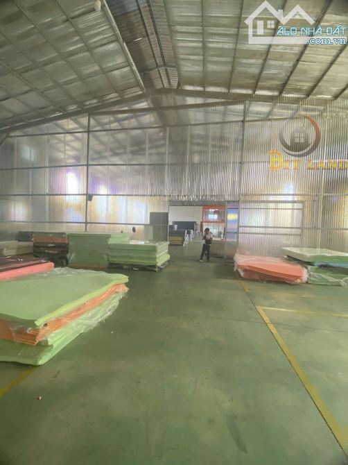 BÁN NHÀ XƯỞNG 3100M2 NGAY THỐNG NHẤT – ĐỒNG NAI GIÁ 19 TỶ 5 - 2
