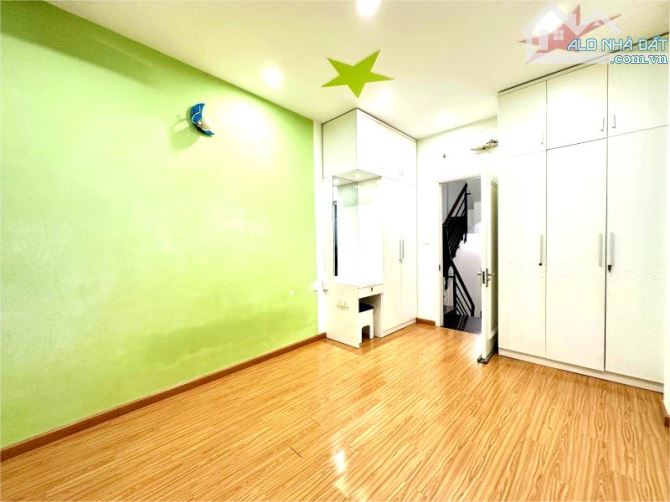 BÁN NHÀ 33M2, 6 TẦNG NGUYỄN CÔNG HOAN, P7, PHÚ NHUẬN, GIÁ 7,x T-Ỷ. - 2