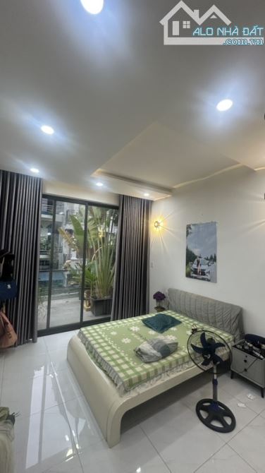BÁN 2 CĂN NHÀ LIỀN KỀ TÔ KÍ TMT VỪA Ở VỪA KINH DOANH VỊ TRÍ SIÊU ĐẸP - 2