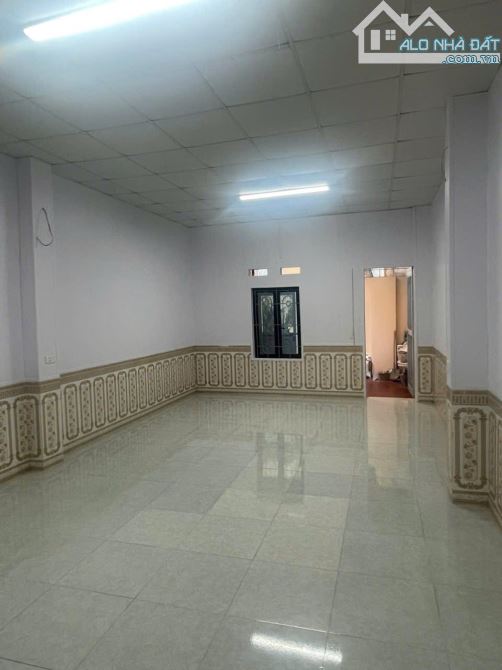 Cho thuê nhà ngõ oto 101 Phố Trần Phú, Hà Đông 55m2*1 tầng 1pn1vs Giá 8 Triệu - 2