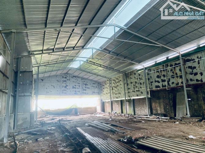 Cho thuê 700m2 gần cầu đuống giá chỉ 30tr - 2
